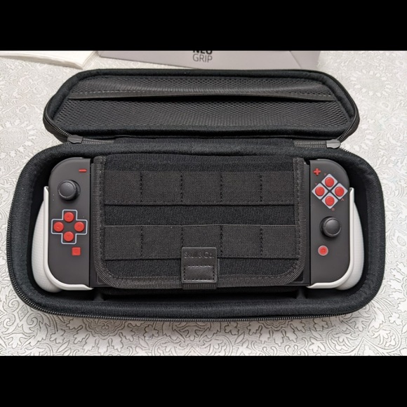 Nintendo switch grip and case - Picture 6 of 6